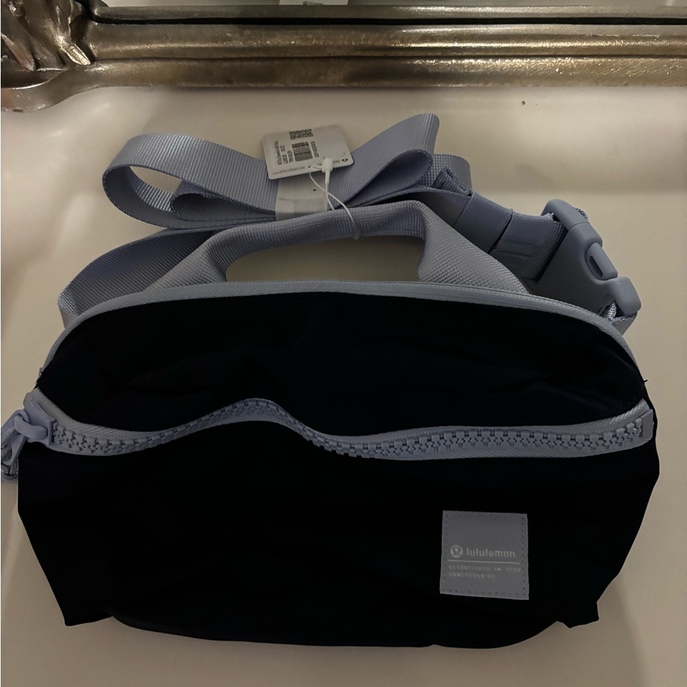 NWT Lululemon All Day Essentials Belt Bag